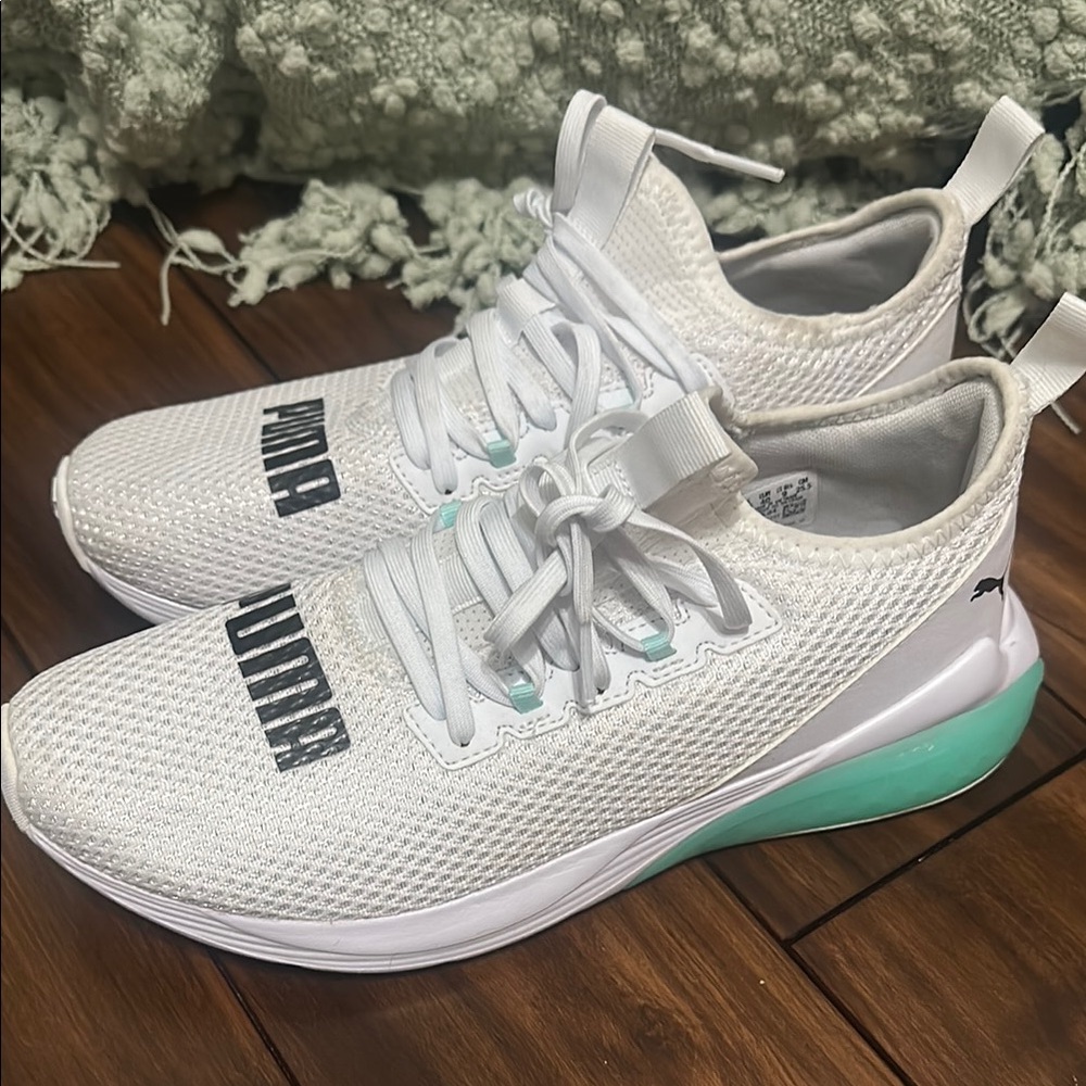 PUMA Women's White and Mint Sneakers